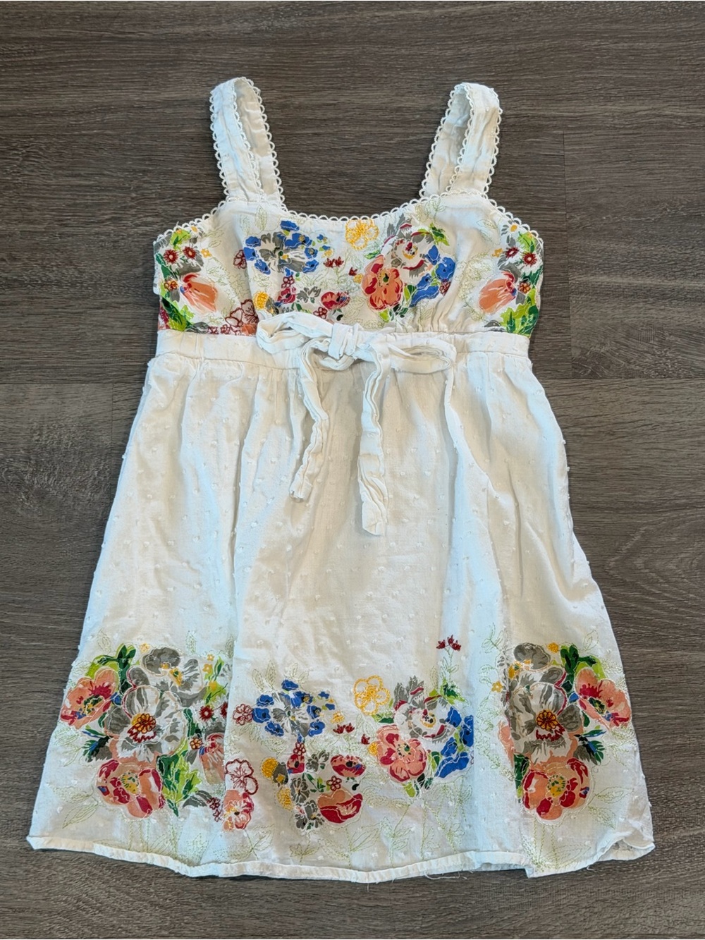 GUESS Vintage Floral Swiss Dot Sun Dress White Embroidered Lace Trim Size 6